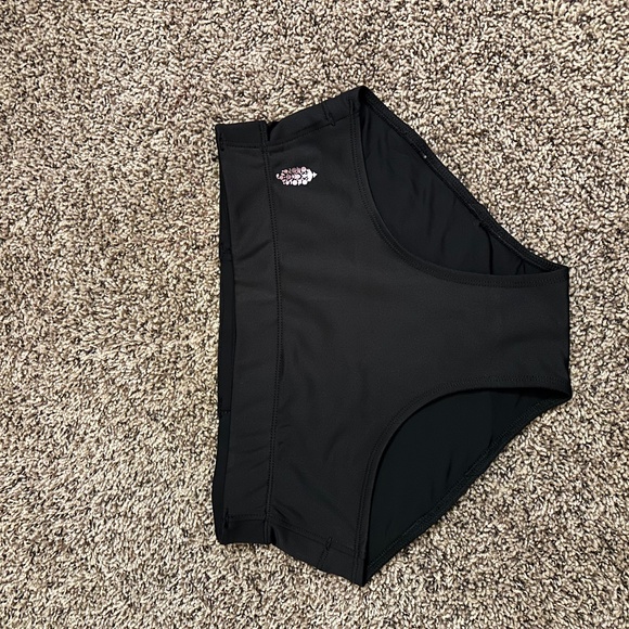 Free People Movement Running Briefs size Small NWT - Picture 1 of 3